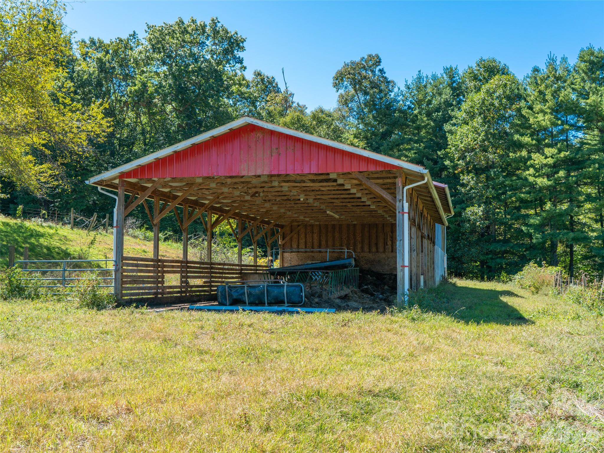 1050 Dale Road Spruce Pine, NC 28777 - Photo 19 of 46