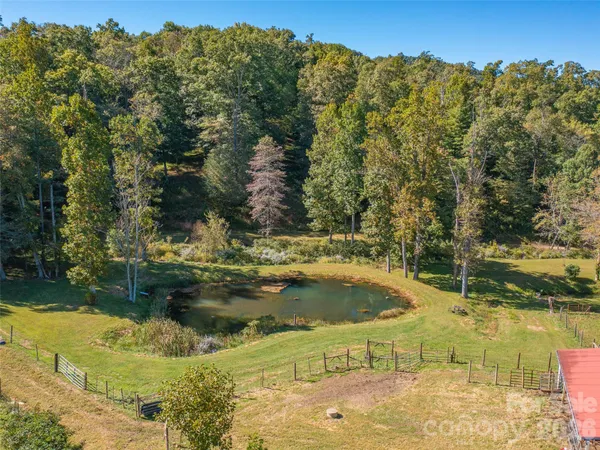 $850,000 | 1050 Dale Road, Spruce Pine, NC 28777