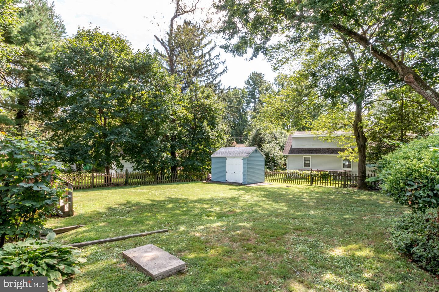 21 Loller Road Hatboro, PA 19040 - Photo 32 of 32 Storage Shed