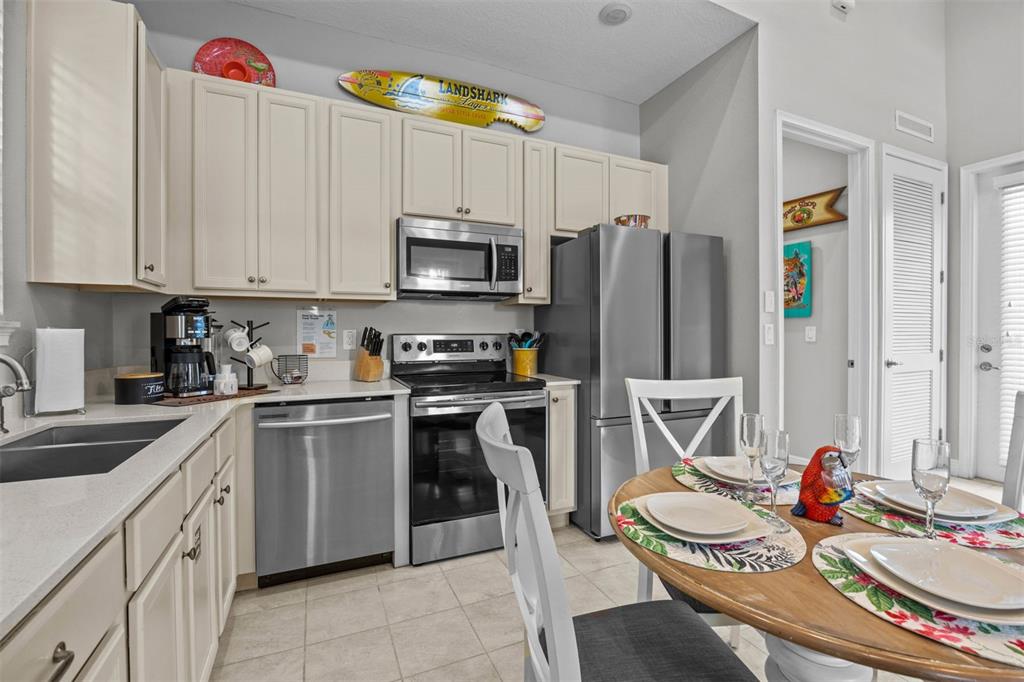 3082 Key Lime Loop Kissimmee, FL 34747 - Photo 12 of 61
