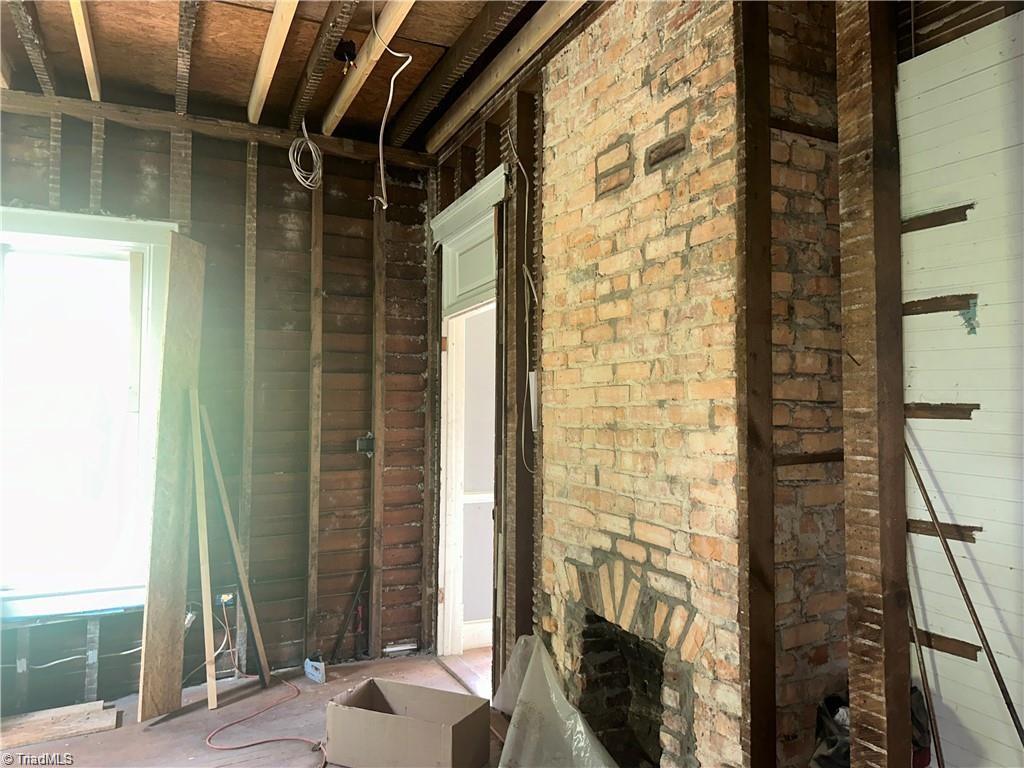 706 Arch Street Mount Airy, NC 27030 - Photo 16 of 27