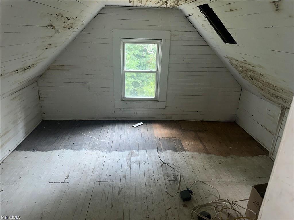 706 Arch Street Mount Airy, NC 27030 - Photo 10 of 27