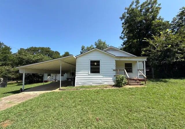$224,900 | 711 Dubois Street, Denison, TX 75020