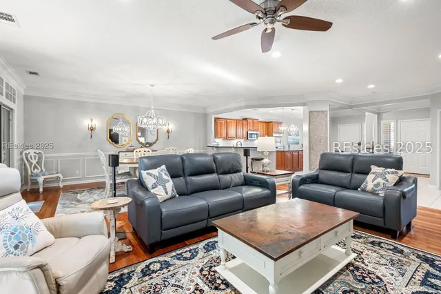 $645,000 | 15 Pinyon Drive, Bluffton, SC 29909