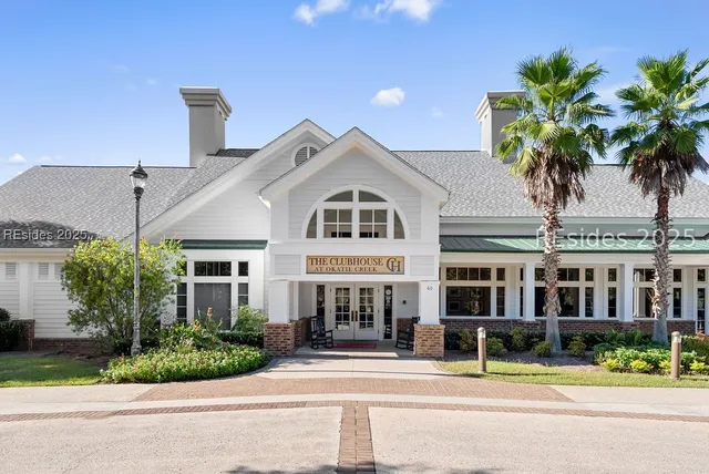 $645,000 | 15 Pinyon Drive, Bluffton, SC 29909