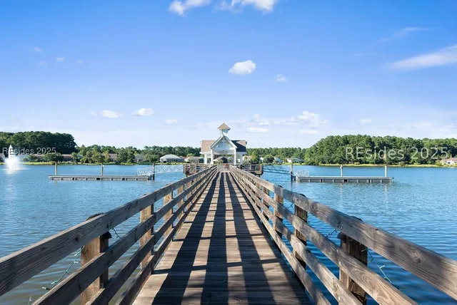 $645,000 | 15 Pinyon Drive, Bluffton, SC 29909