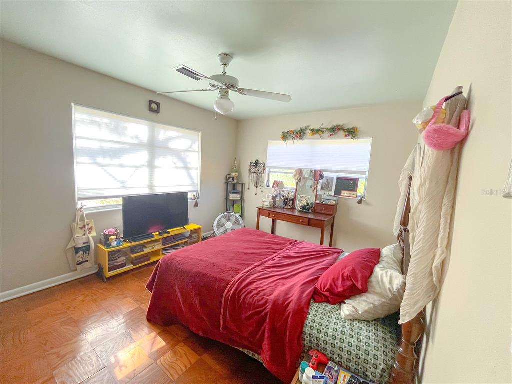 4018 Northwest 10th Avenue Gainesville, FL 32605 - Photo 9 of 14