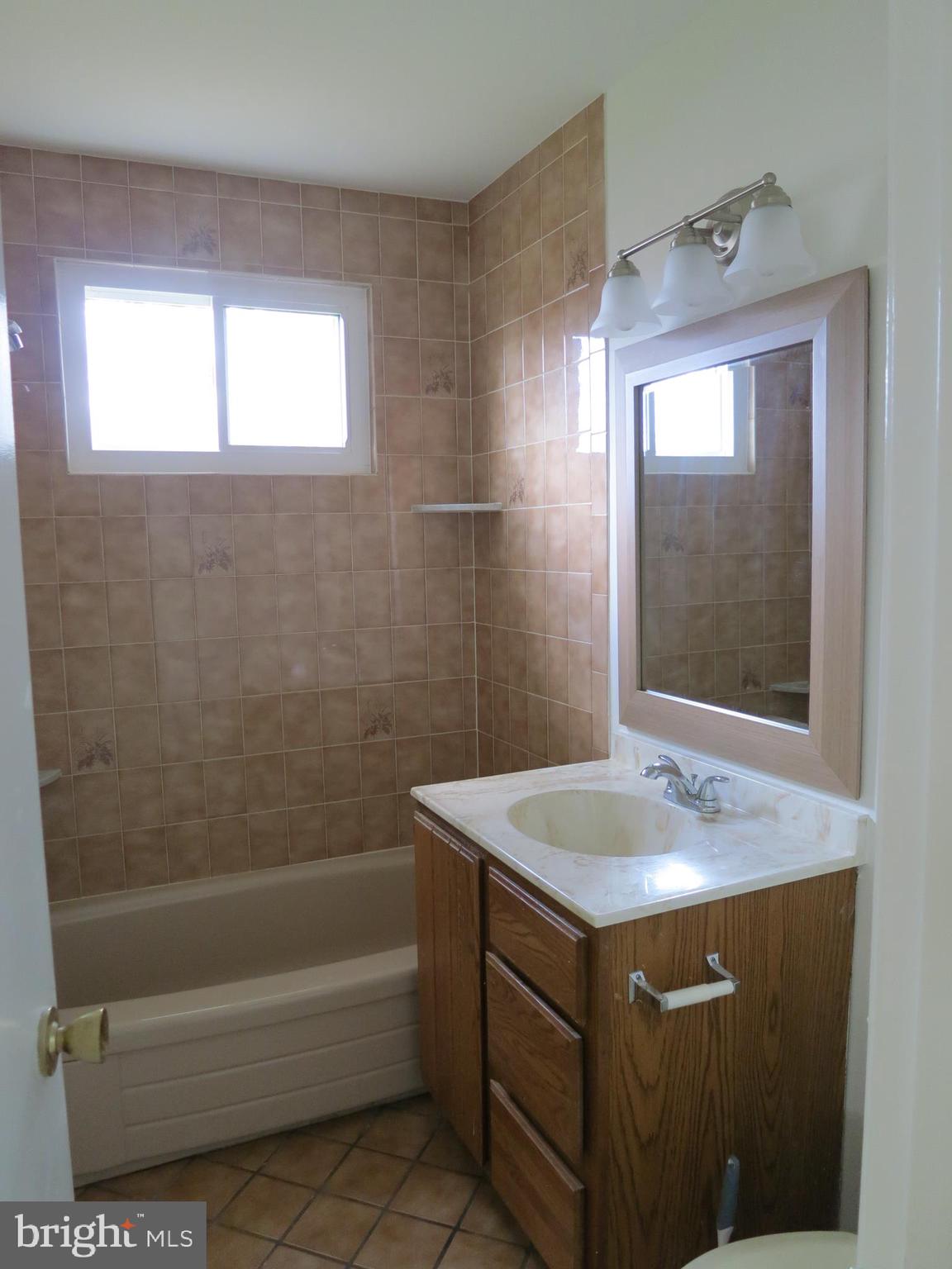 8128 Springfield Village Drive Springfield, VA 22152 - Photo 12 of 15 Main level full bath
