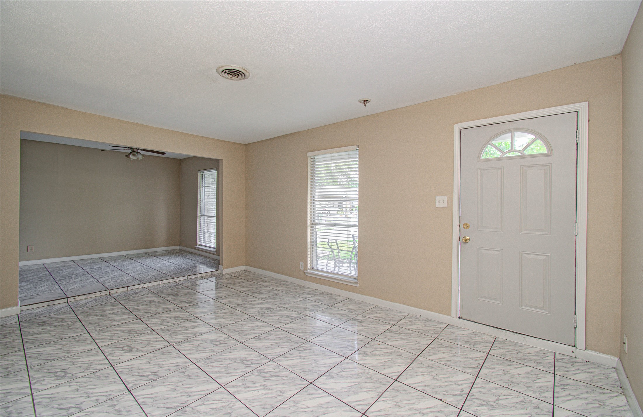 510 Roper Street Houston, TX 77034 - Photo 7 of 30