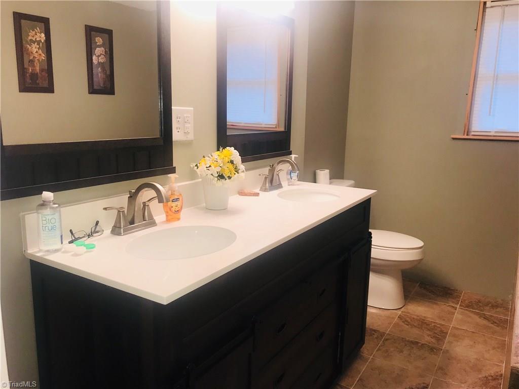 236 Ed Nixon Road Thurmond, NC 28683 - Photo 10 of 20