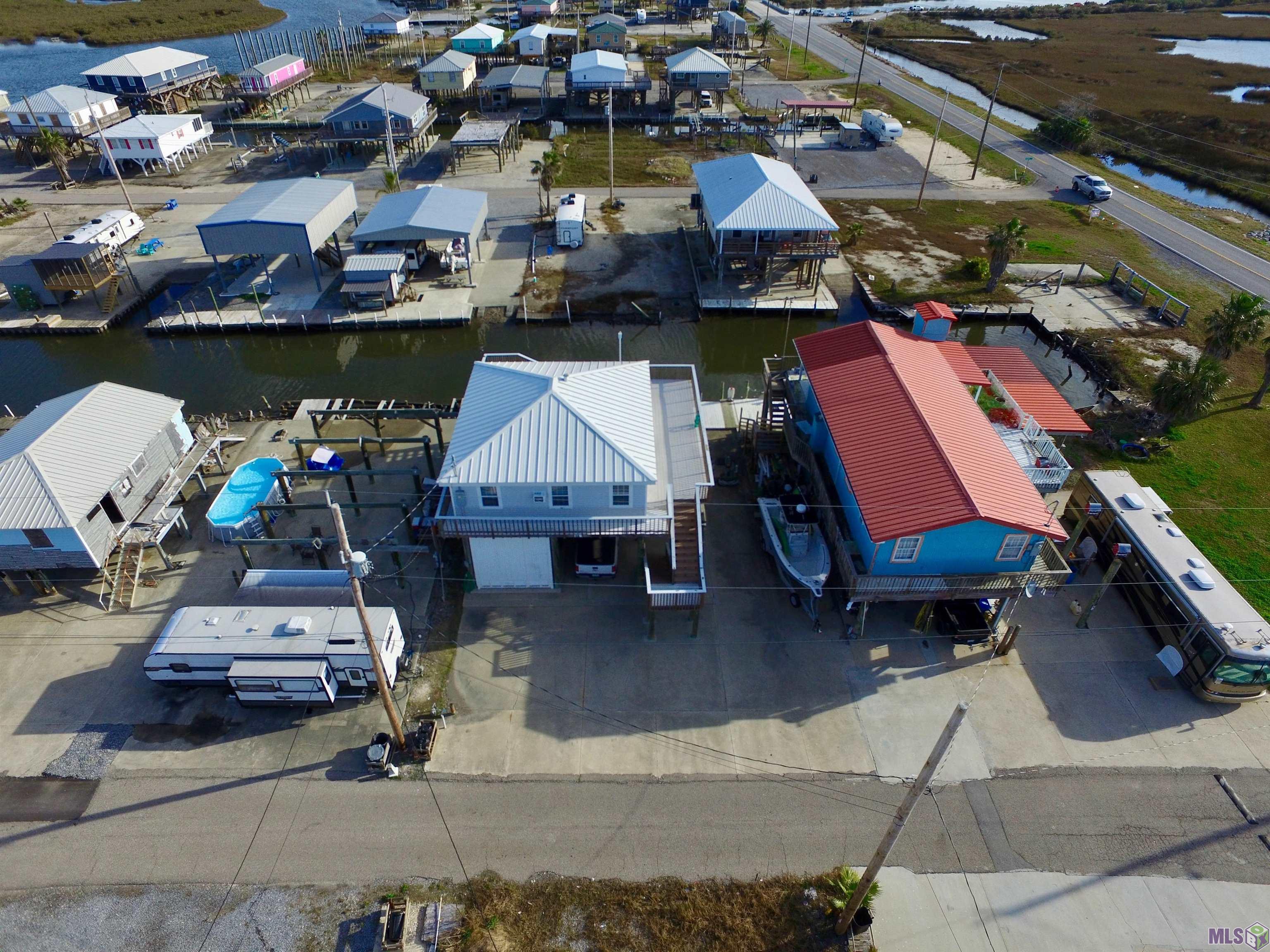 114 Romes Lane Grand Isle, LA 70358 - Photo 8 of 54 Gallery Image 8