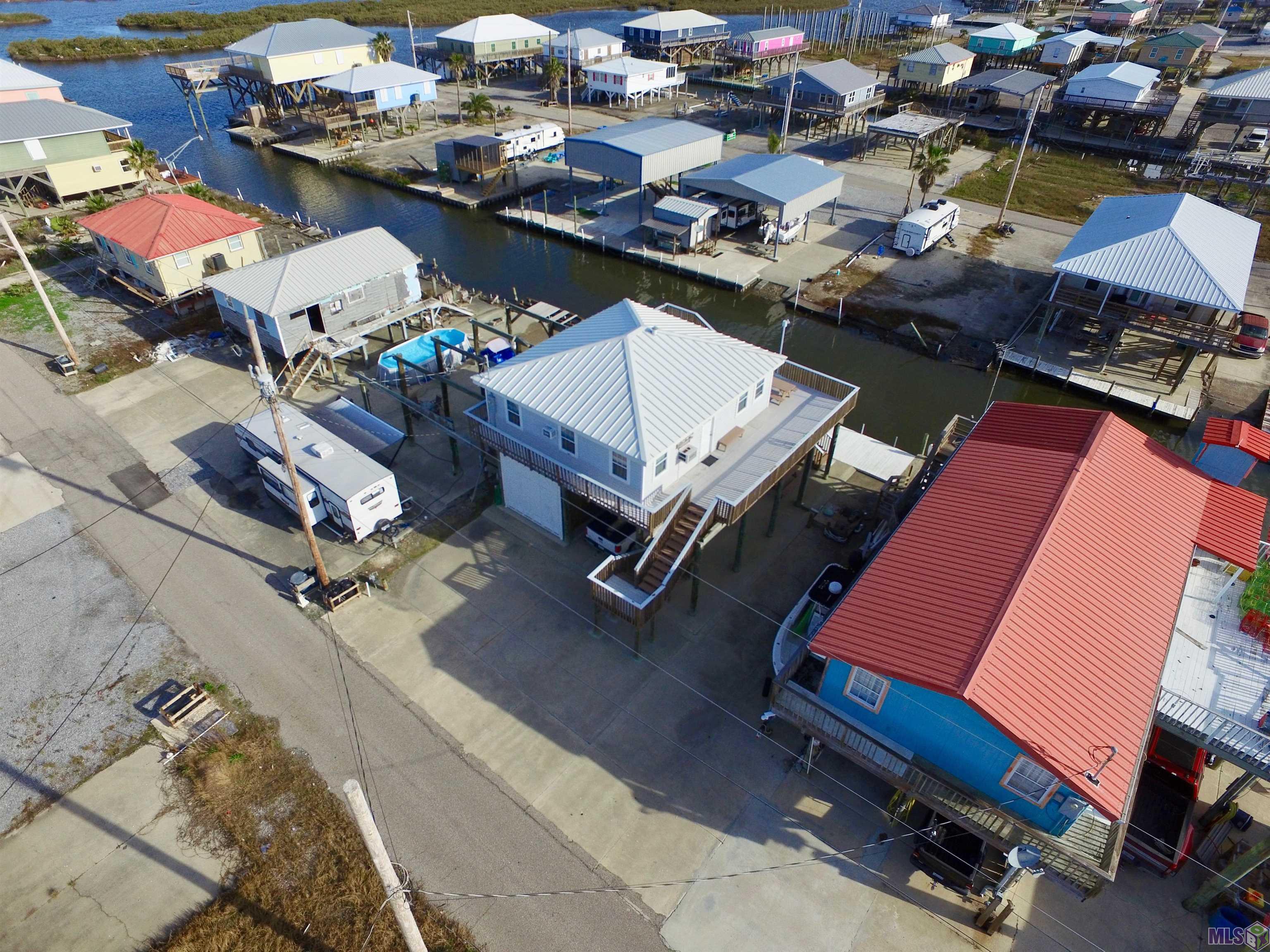 114 Romes Lane Grand Isle, LA 70358 - Photo 9 of 54 Gallery Image 9