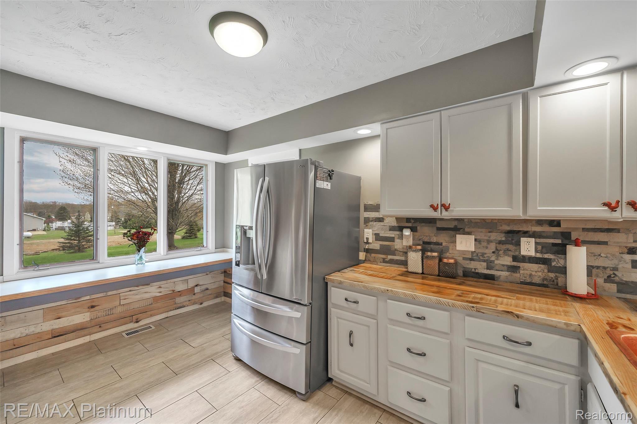 4195 North Nicholson Road Fowlerville, MI 48836 - Photo 15 of 48 15_4195NICHOLSONRDWindowStillRealEstatePhotography15_mls.jpg