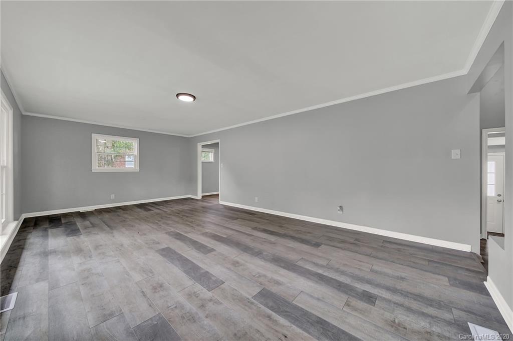 1219 Gladstone Road Lancaster, SC 29720 - Photo 11 of 47 Gallery Image 11
