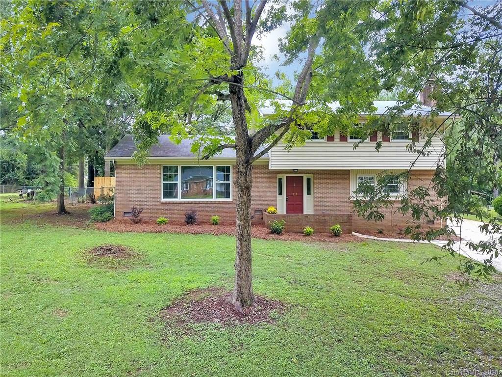 1219 Gladstone Road Lancaster, SC 29720 - Photo 3 of 47 Gallery Image 3