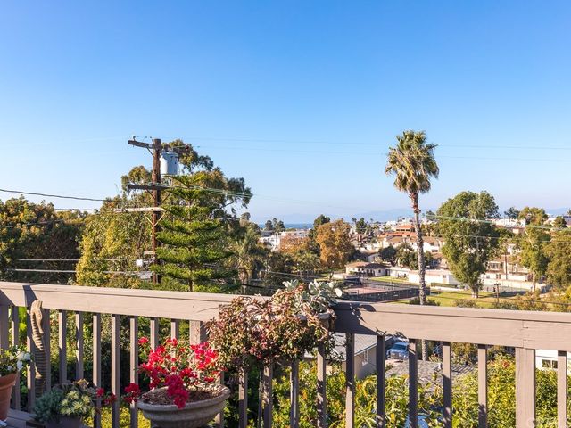$1,500,000 | 344 Paseo De Gracia, Redondo Beach, CA 90277