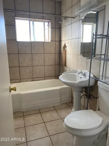 $1,350 | 3308 North 11th Avenue, Phoenix, AZ 85013