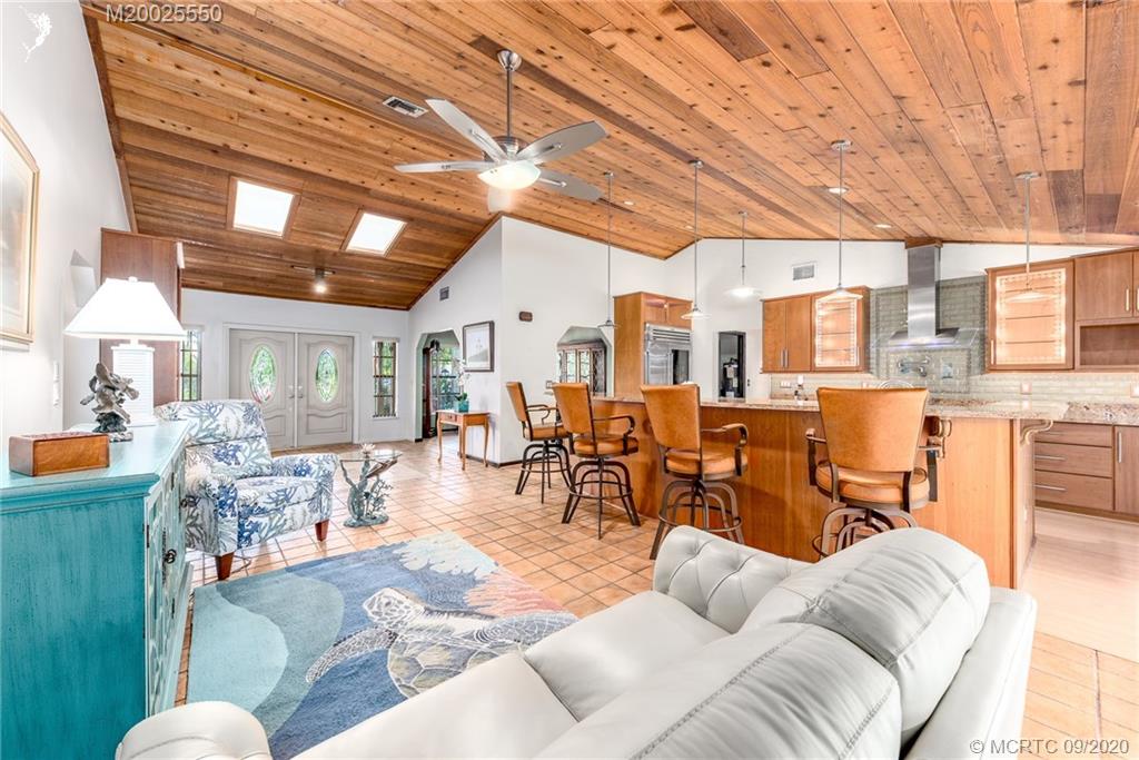 2053 Southwest Pitts Terrace Stuart, FL 34997 - Photo 17 of 40 Gallery Image 17