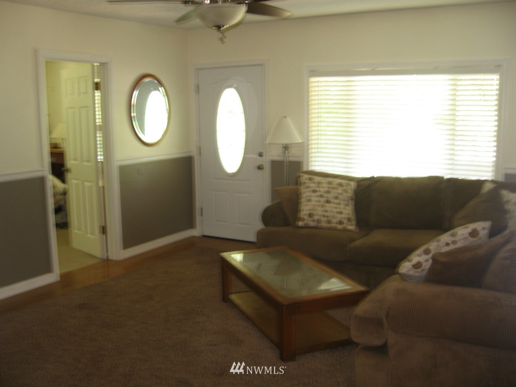 19827 Renton-Maple Valley Road Renton, WA 98058 - Photo 14 of 22 Gallery Image 14