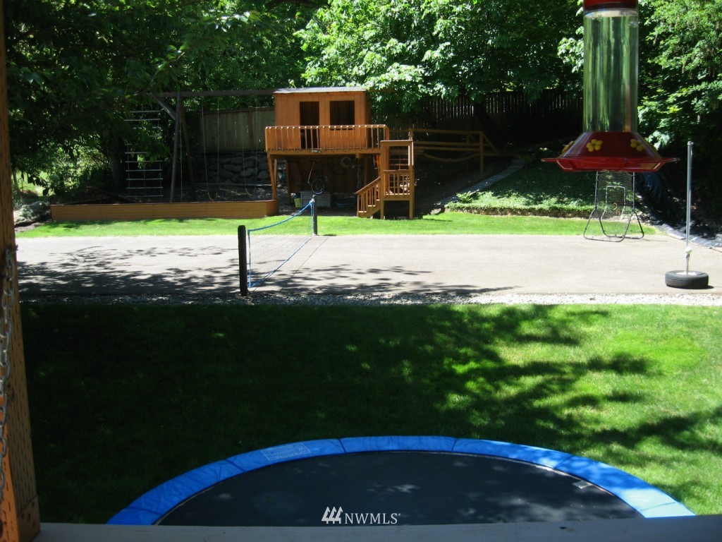 19827 Renton-Maple Valley Road Renton, WA 98058 - Photo 4 of 22 Gallery Image 4