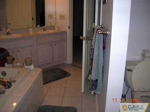 741 Inman Avenue Colonia, NJ 07067 - Photo 8 of 8 Gallery Image 8