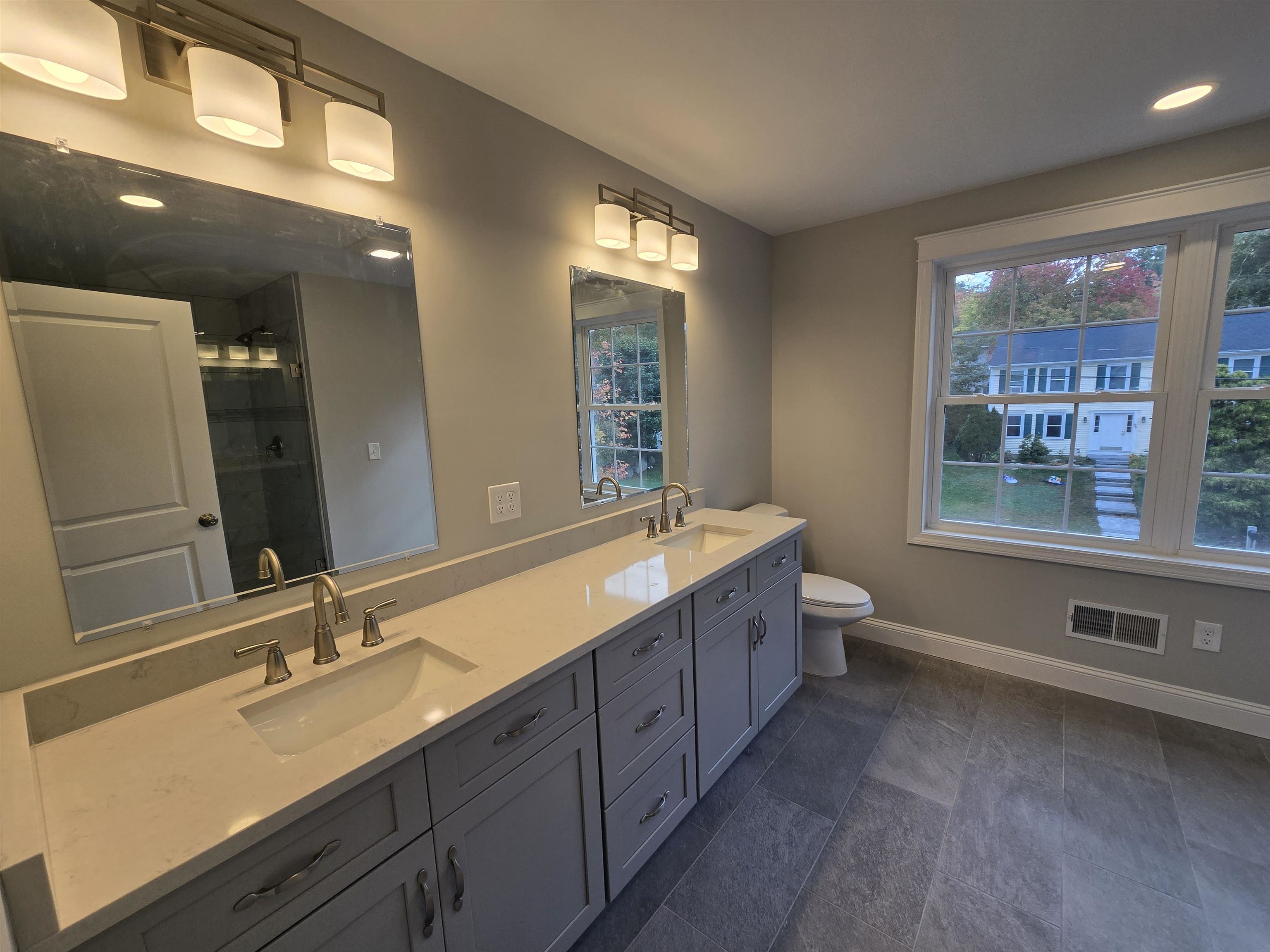 100 Barrett Street Manchester, NH 03104 - Photo 5 of 21