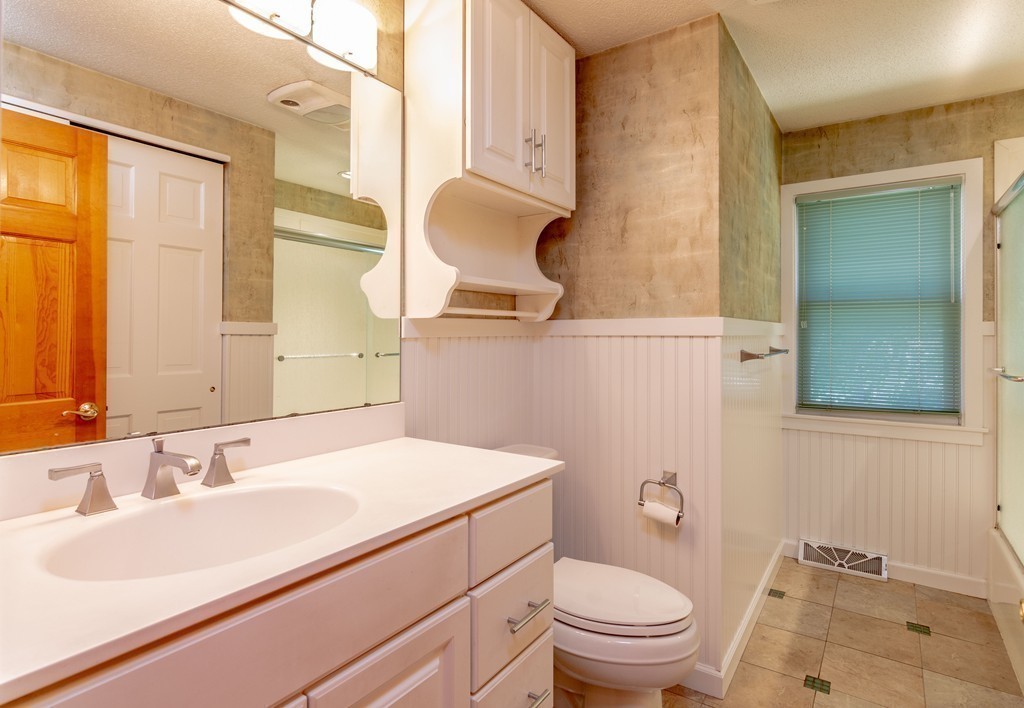 140 Birch Road Longmeadow, MA 01106 - Photo 15 of 30