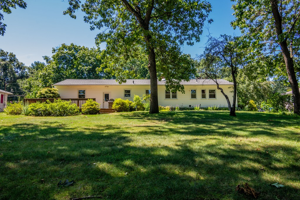 140 Birch Road Longmeadow, MA 01106 - Photo 5 of 30