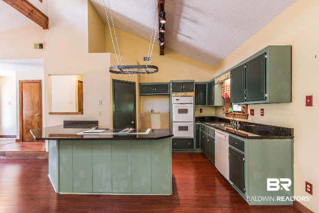 3540 North Country Court Mobile, AL 36619 - Photo 9 of 18 Kitchen