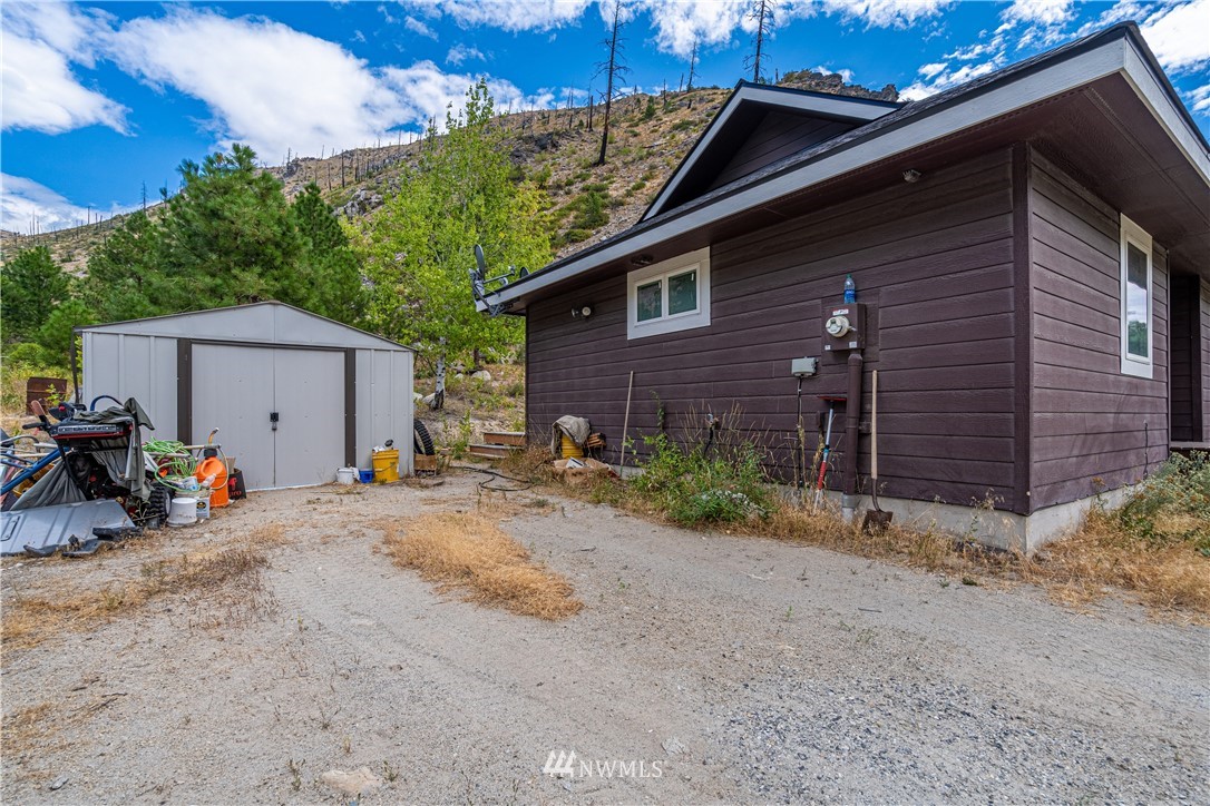 12820 Entiat River Road Entiat, WA 98822 - Photo 3 of 19 Gallery Image 3