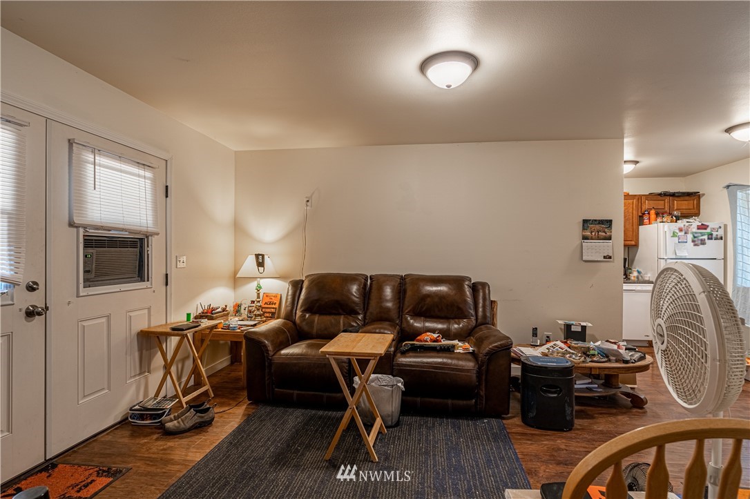 12820 Entiat River Road Entiat, WA 98822 - Photo 10 of 19 Gallery Image 10