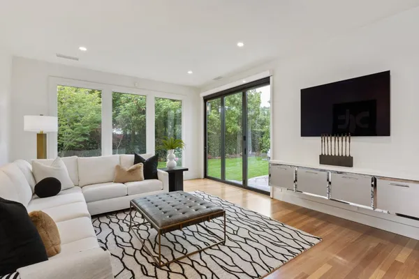 $5,495,000 | 618 Panchita Way, Los Altos, CA 94022