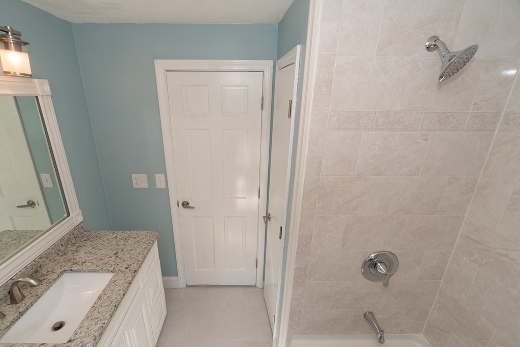 253 Amesbury Road Haverhill, MA 01830 - Photo 14 of 30 Gallery Image 14
