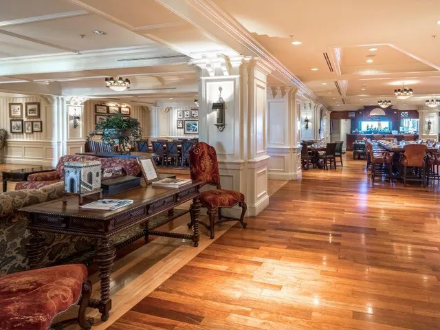 a picture of city view with sitting space