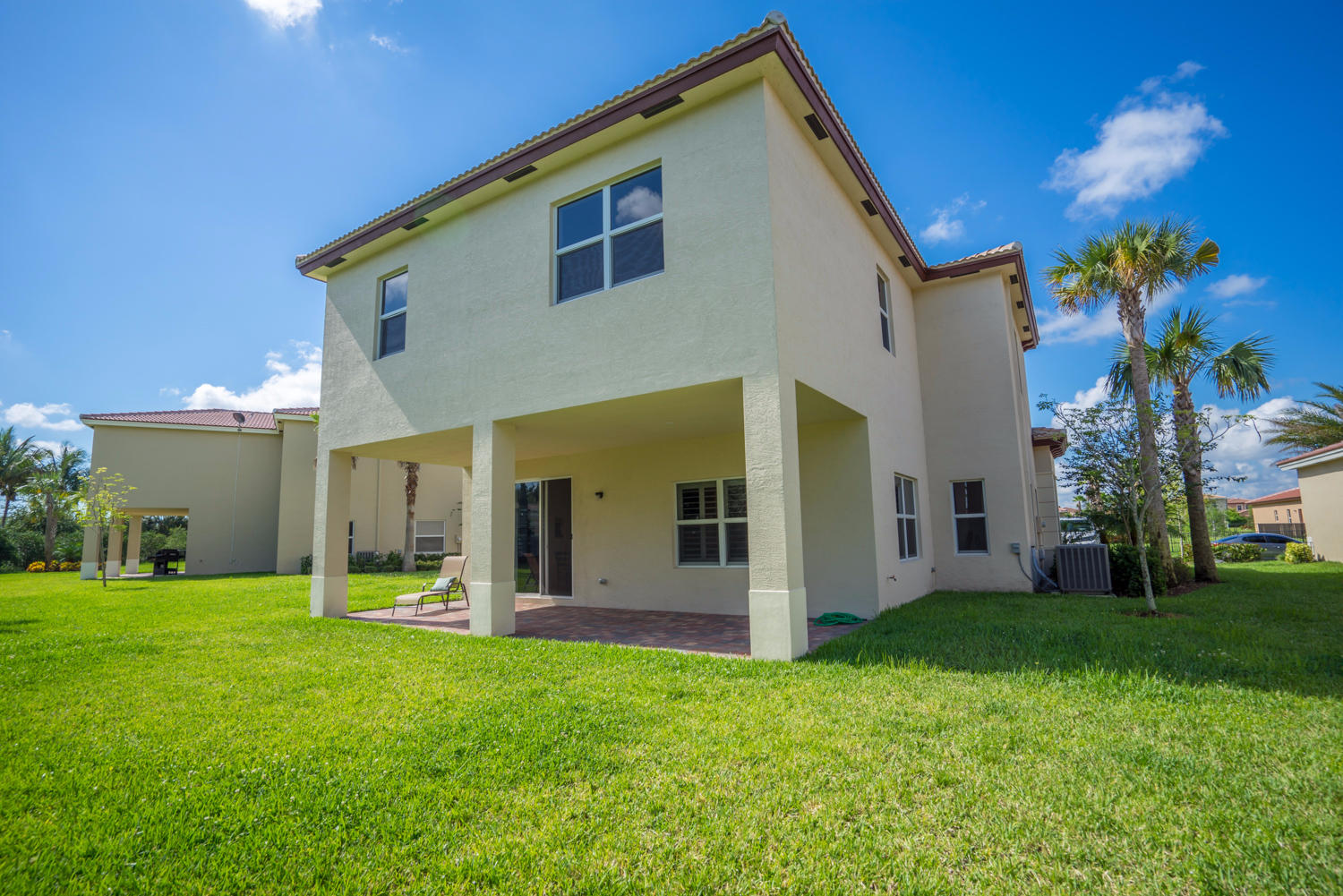 131 Rudder Cay Way Jupiter, FL 33458 - Photo 19 of 38 Covered Patio / Yard