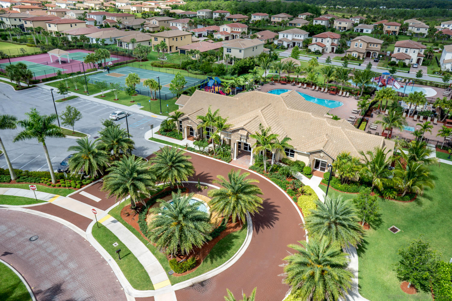 131 Rudder Cay Way Jupiter, FL 33458 - Photo 27 of 38 Community Clubhouse Front