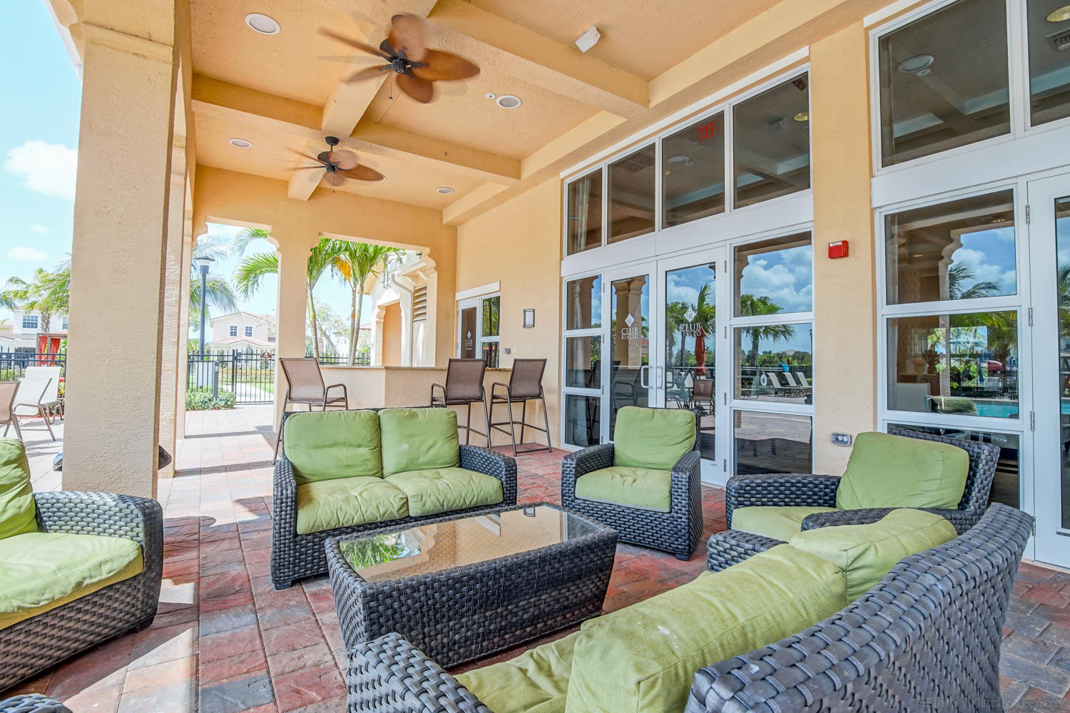 131 Rudder Cay Way Jupiter, FL 33458 - Photo 32 of 38 Pool Lanai
