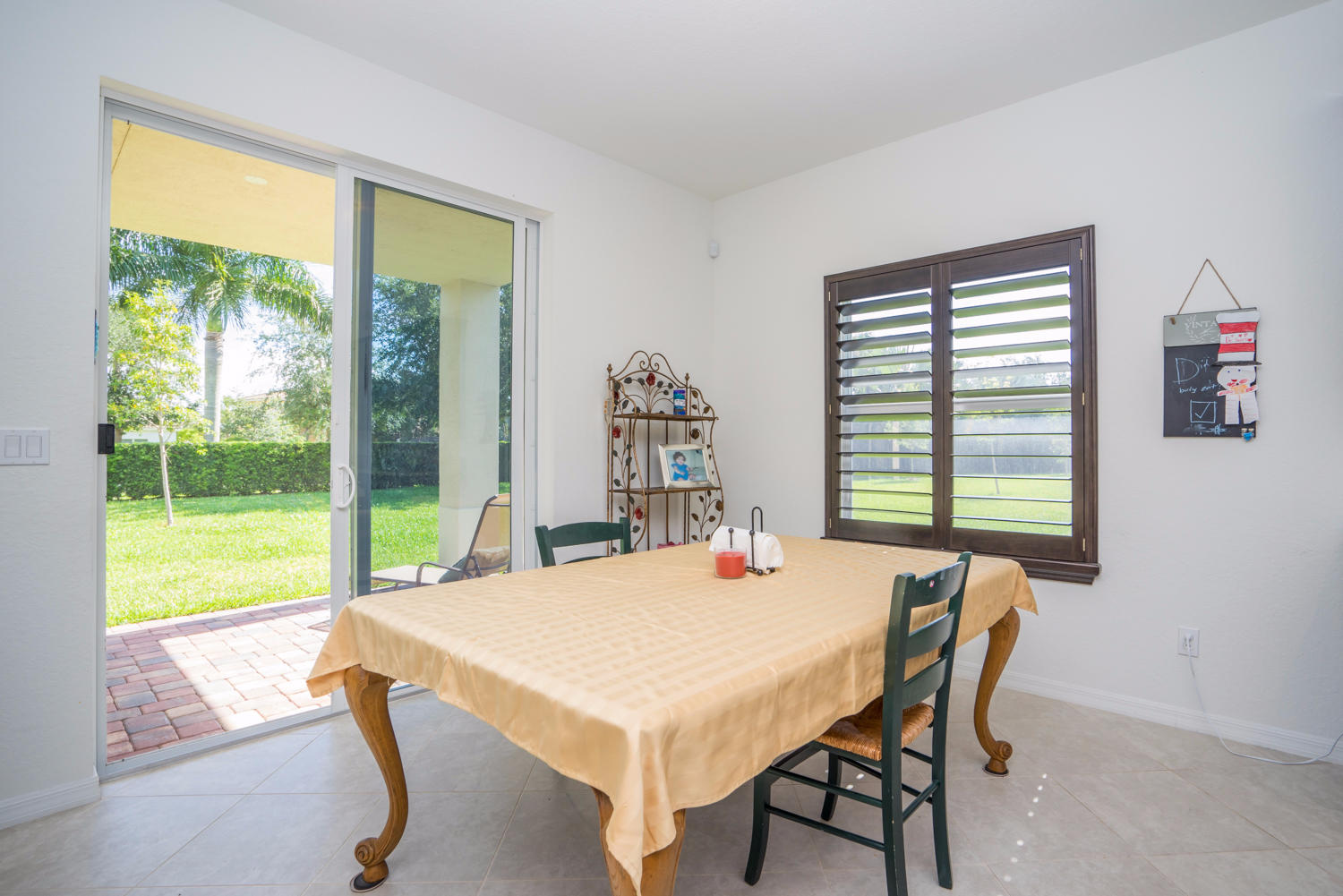 131 Rudder Cay Way Jupiter, FL 33458 - Photo 9 of 38 Breakfast Area