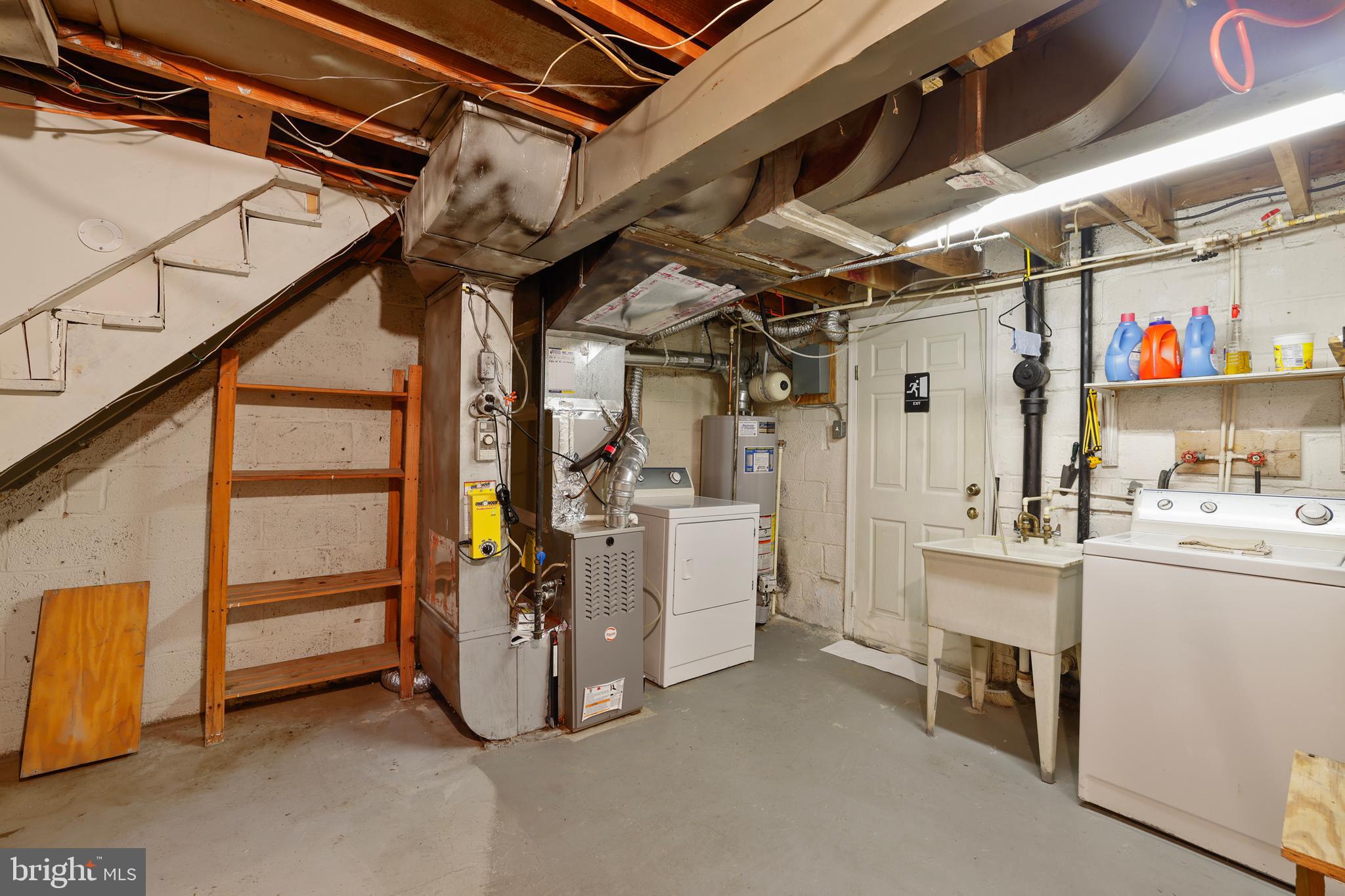 12037 Claridge Road Silver Spring, MD 20902 - Photo 11 of 22