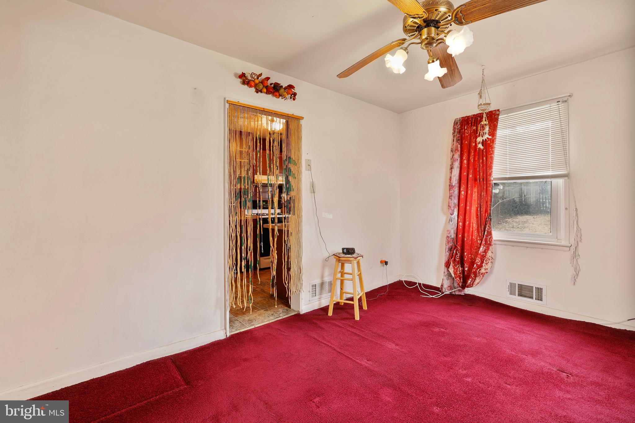 12037 Claridge Road Silver Spring, MD 20902 - Photo 5 of 22