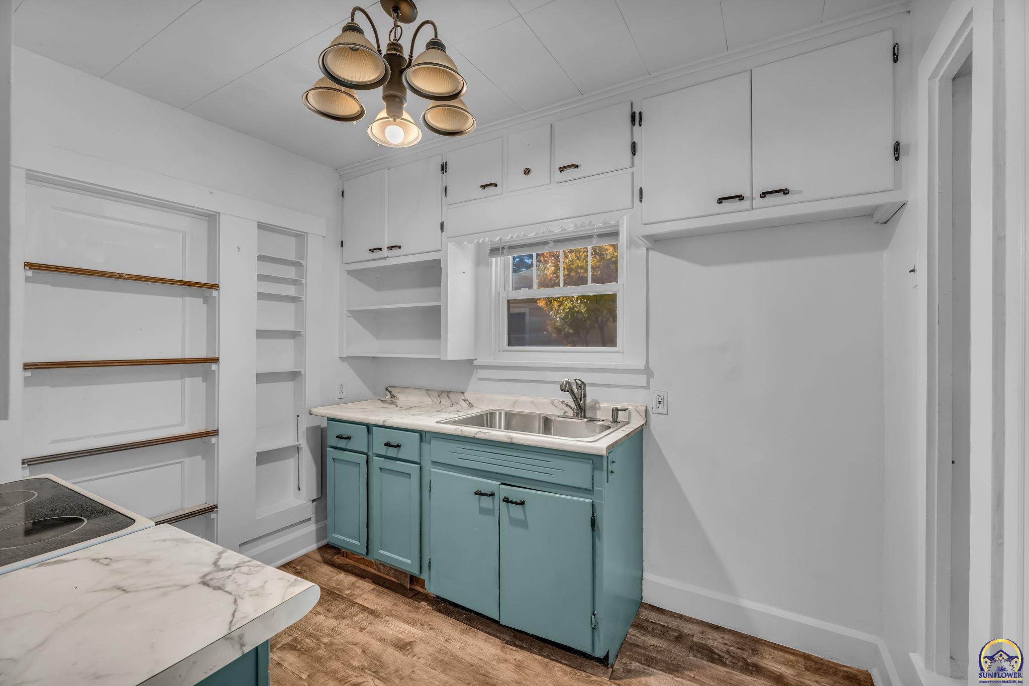 1830 Southwest Willow Avenue Topeka, KS 66606 - Photo 18 of 34