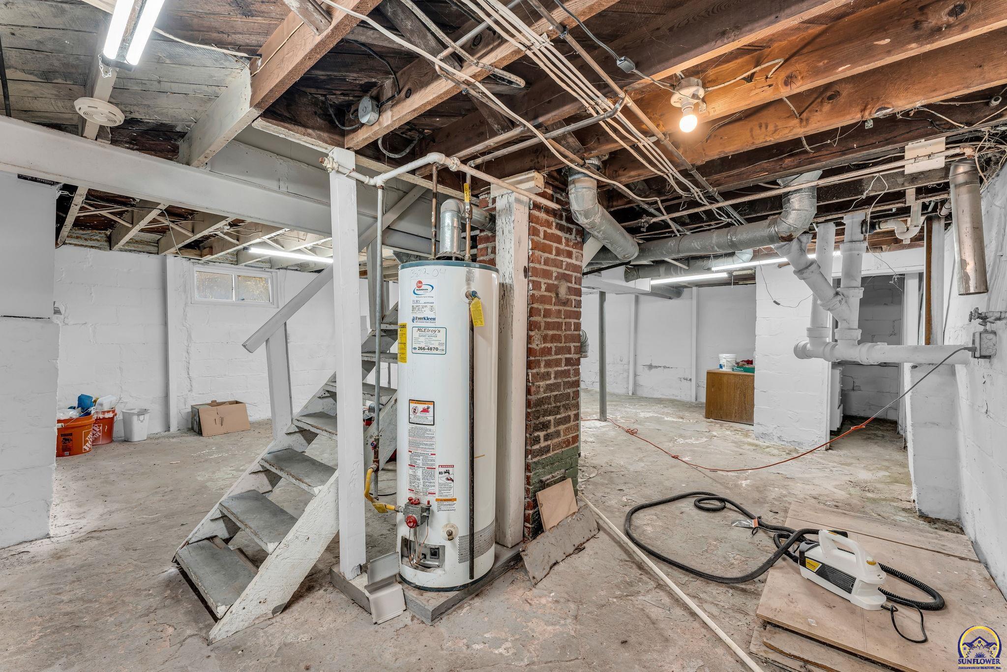 1830 Southwest Willow Avenue Topeka, KS 66606 - Photo 28 of 34