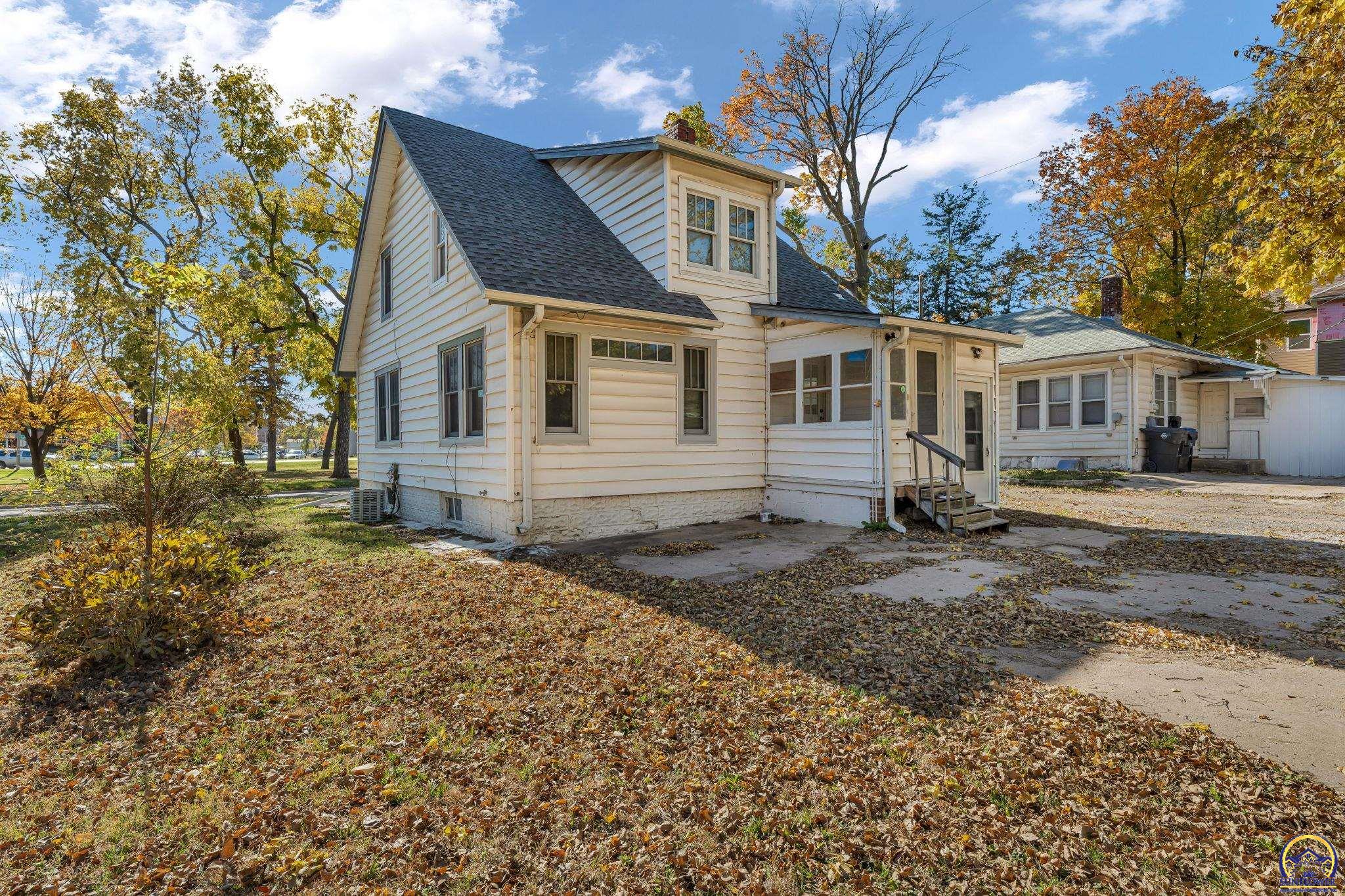 1830 Southwest Willow Avenue Topeka, KS 66606 - Photo 31 of 34