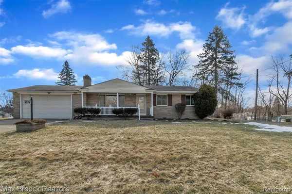 $1,750 | 1102 Davenport Drive, Burton, MI 48529