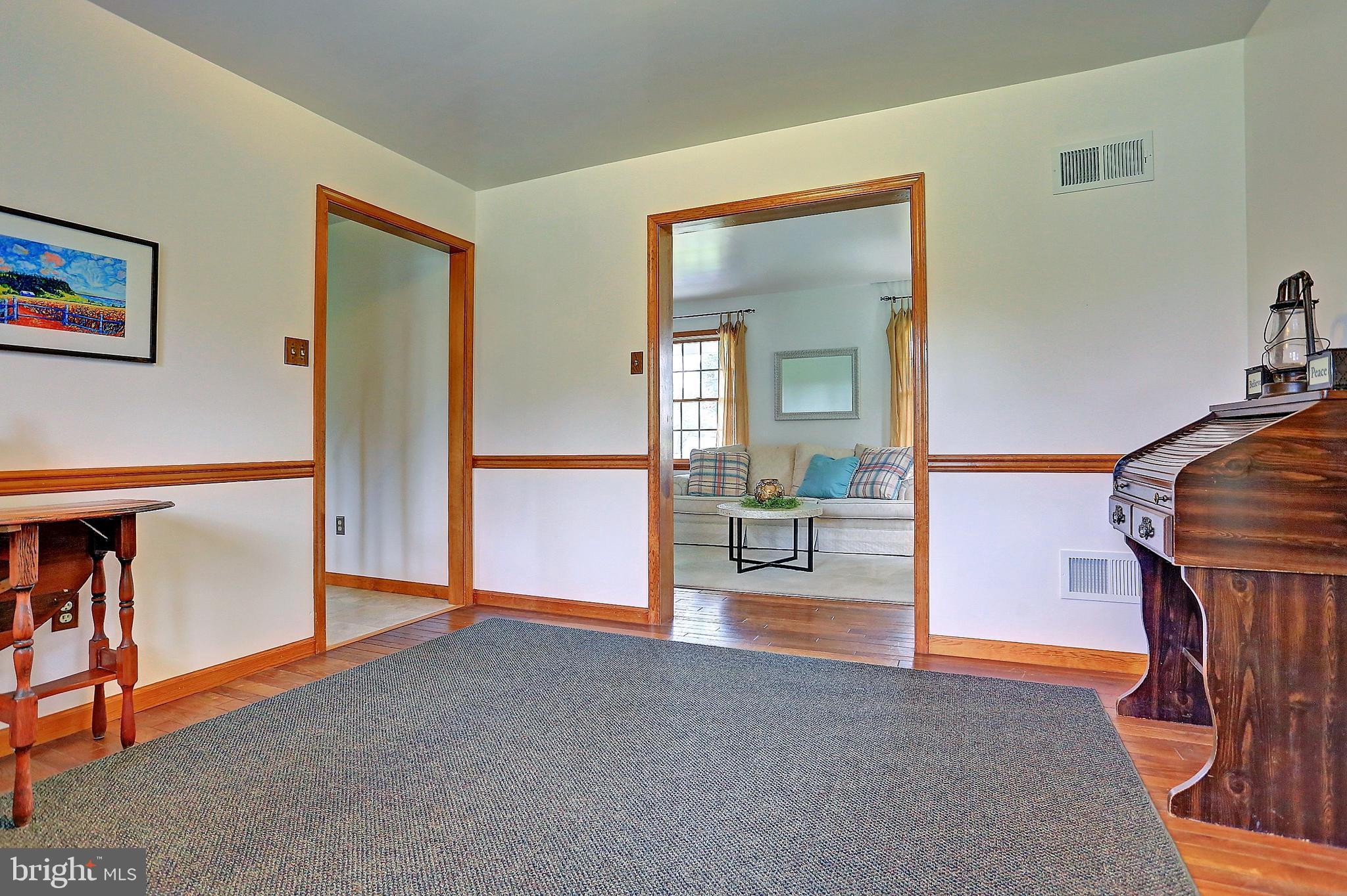 410 Hill Road Hanover, PA 17331 - Photo 7 of 47
