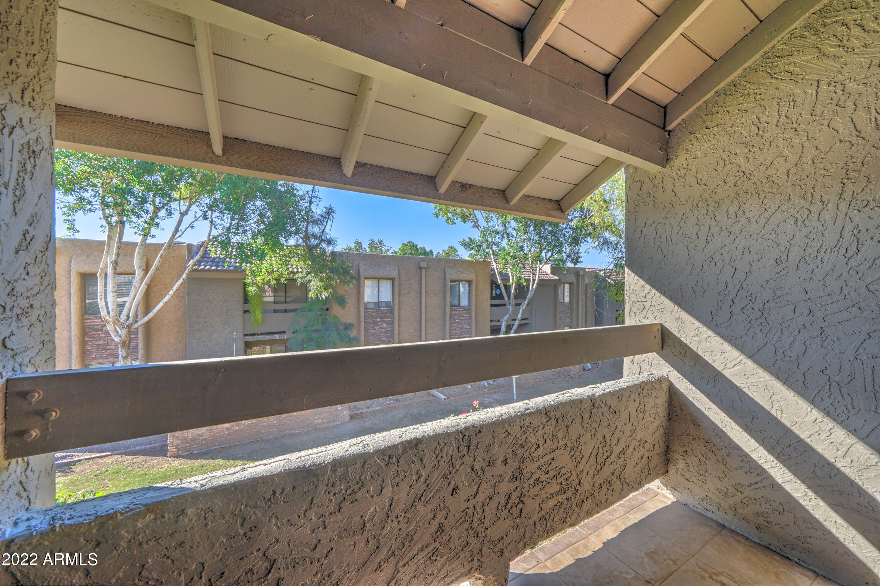 3825 East Camelback Road, Unit 231 Phoenix, AZ 85018 - Photo 10 of 23 3825 E Camelback Rd, 231-10
