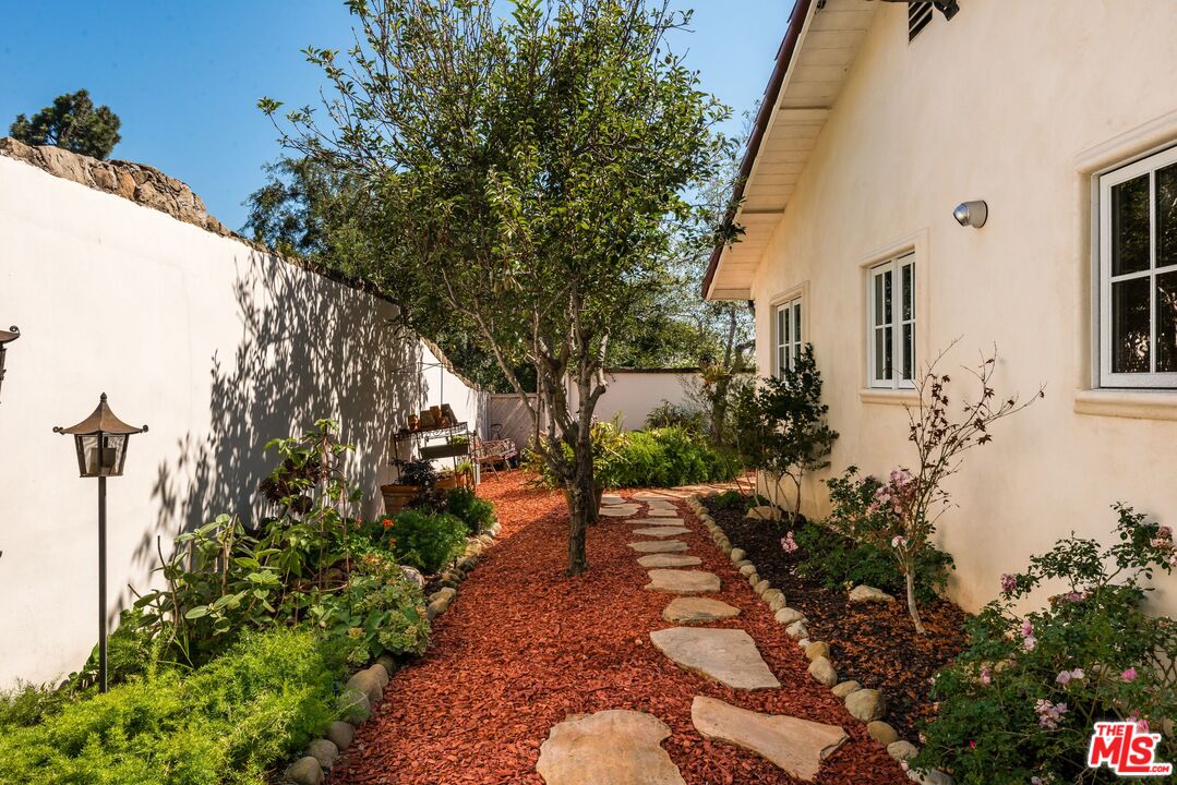 806 San Roque Road Santa Barbara, CA 93105 - Photo 24 of 25 Gallery Image 24