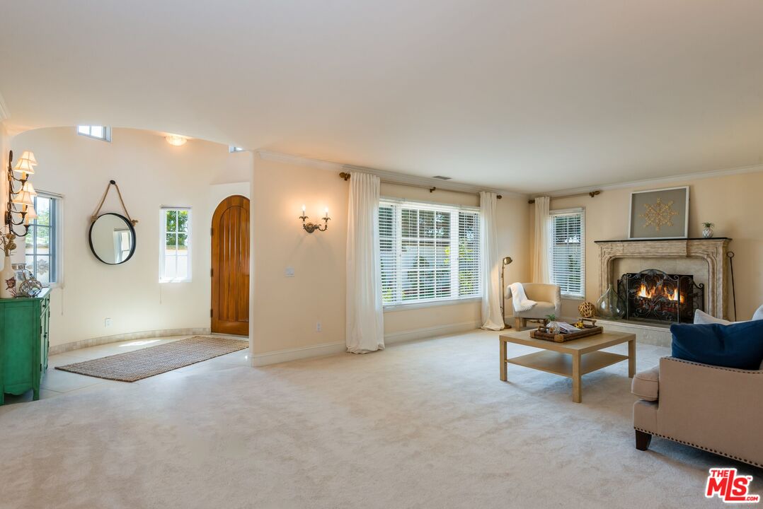 806 San Roque Road Santa Barbara, CA 93105 - Photo 5 of 25 Gallery Image 5