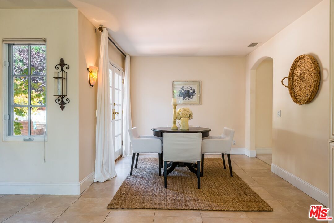 806 San Roque Road Santa Barbara, CA 93105 - Photo 9 of 25 Gallery Image 9