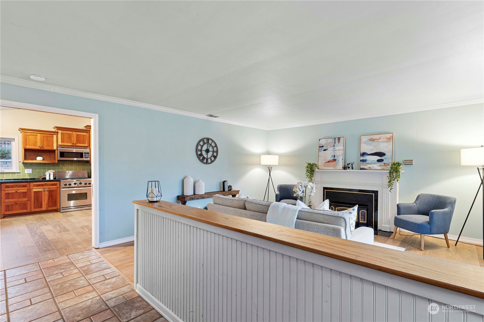 400 Park Place Everett, WA 98203 - Photo 11 of 40 a living room with furniture and a fireplace